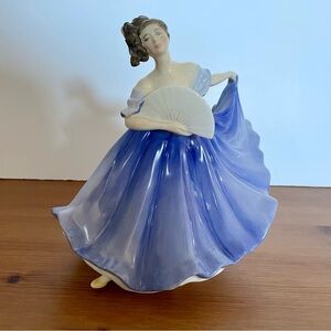 Royal Doulton Elaine Figurine HN 2791 by Peggy Davies 1979 England Handmade